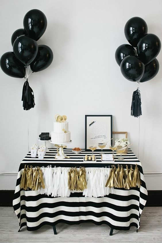 Black & White Simple DIY Birthday Decoration, DIY Monochrome Decoration  Ideas