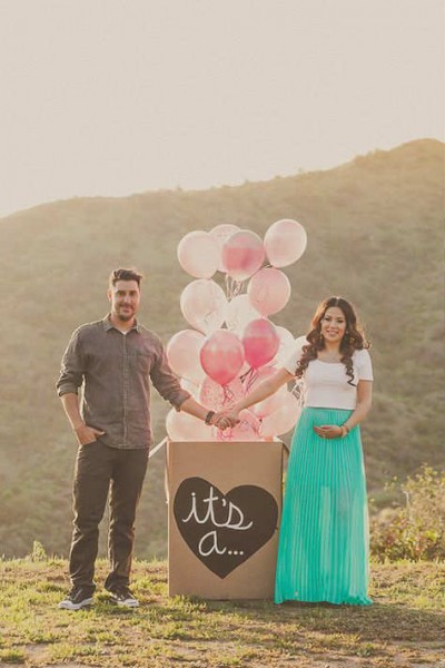 10 Pregnancy Announcement Photo Ideas